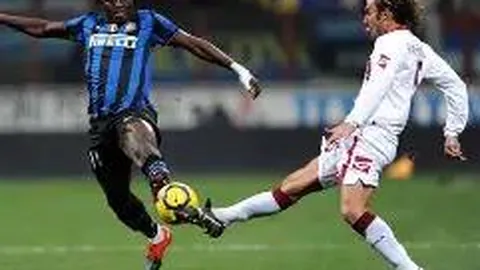 【惊心动魄！33秒瞬间，穆里略角球绝杀，利物浦惊魂未定0-1陷入被动】