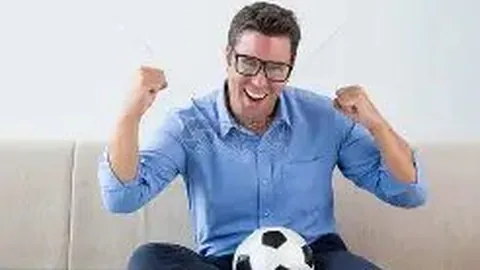 激情对决！曼城半场3-1领先富勒姆，哈兰德达成英超百球里程碑，赖因德斯精彩破门！